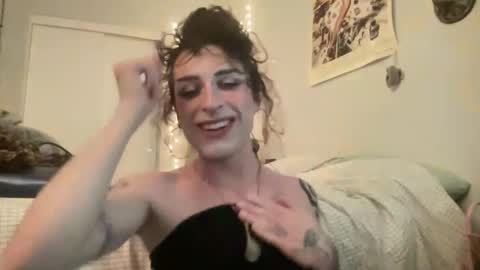 aloexvera online show from February 11, 2025, 7:33 am