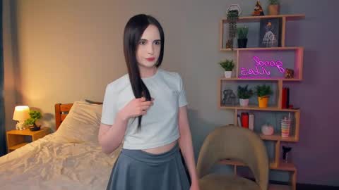 Alona online show from May 8, 2026, 7:08 pm