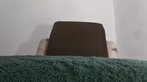 alotofcream4u online show from January 15, 2026, 5:23 am