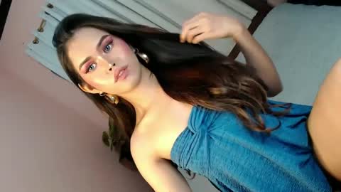 LEXY online show from January 25, 2025, 1:41 pm