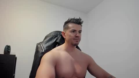 LeatherMaster online show from November 4, 2025, 8:24 am