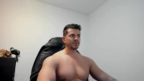 LeatherMaster online show from March 31, 2026, 5:24 pm