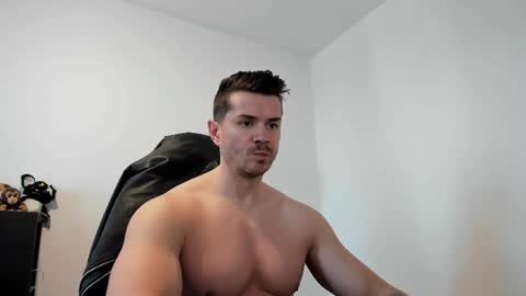 LeatherMaster online show from April 15, 2026, 8:10 am