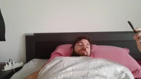 alphah_hunk online show from October 29, 2025, 7:43 am