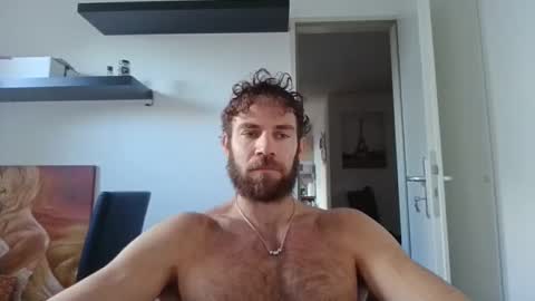 alphah_hunk online show from November 3, 2025, 12:50 pm