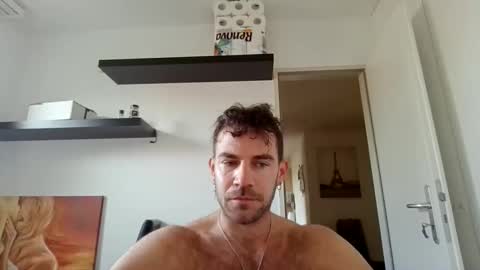 alphah_hunk online show from November 15, 2025, 9:50 am
