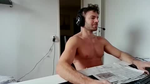 alphah_hunk online show from December 14, 2025, 10:53 am