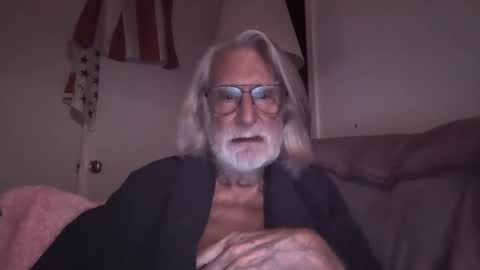 AlphaUniform online show from September 16, 2025, 3:18 am