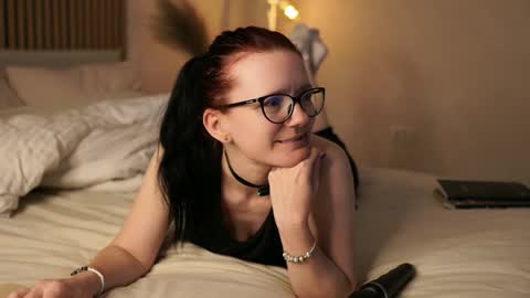 Snapshot of alucidreaming chatting on May 3, 2026, 5:52 pm Lucid Dreaming online show from May 3, 2026, 5:52 pm