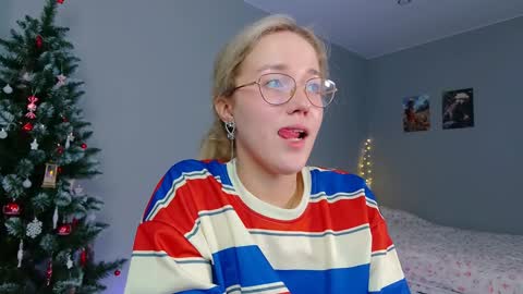 Snapshot of aluntick chatting on December 25, 2024, 4:54 pm Amelia NEXT STREAM  online show from December 25, 2024, 4:54 pm