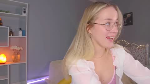 Snapshot of aluntick chatting on February 8, 2025, 4:47 pm Amelia NEXT STREAM  online show from February 8, 2025, 4:47 pm