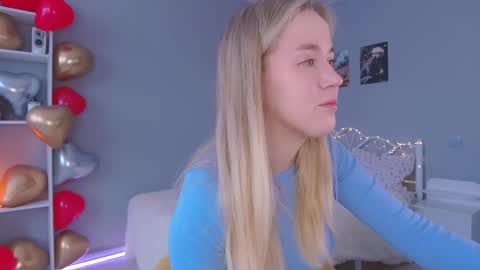 Snapshot of aluntick chatting on February 14, 2025, 1:51 pm Amelia NEXT STREAM  online show from February 14, 2025, 1:51 pm