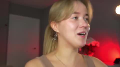 Amelia NEXT STREAM  online show from November 23, 2025, 1:44 pm