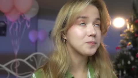 Amelia NEXT STREAM  online show from December 21, 2025, 1:40 pm