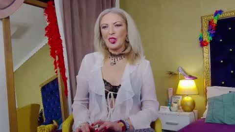 Snapshot of alura_jenson_ chatting on December 4, 2025, 8:28 pm Alura Jenson online show from December 4, 2025, 8:28 pm