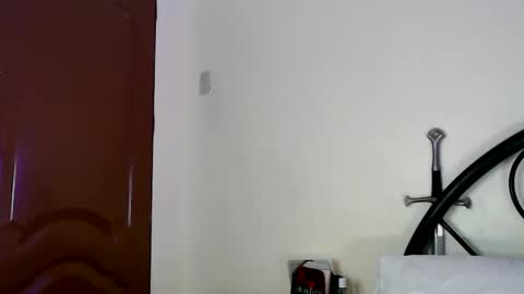 Snapshot of alves_anna chatting on March 4, 2026, 7:58 am nna alves online show from March 4, 2026, 7:58 am