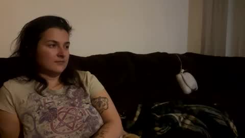 Alvie online show from January 21, 2025, 1:39 am