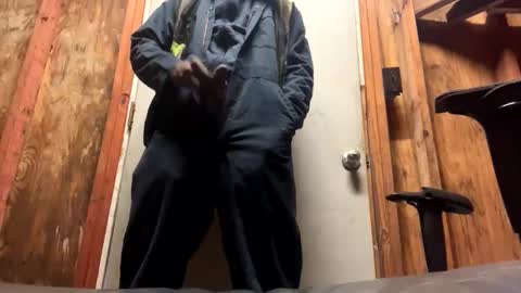 alwayshorny240177 online show from October 31, 2025, 6:53 pm