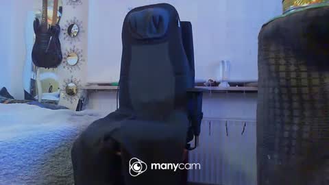 Snapshot of alwaysniceguy2 chatting on March 10, 2025, 3:45 am HoneyMelonGuy online show from March 10, 2025, 3:45 am