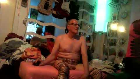 HoneyMelonGuy online show from May 22, 2026, 2:40 am