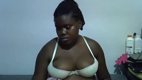 alyabeiby online show from September 18, 2025, 8:55 pm