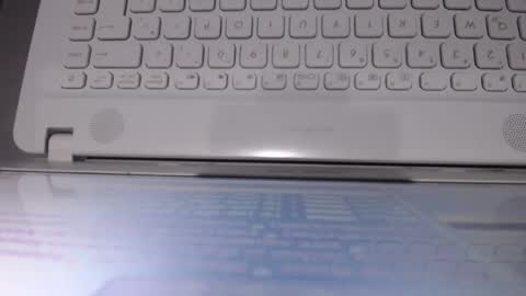 Alyn Maria online show from September 26, 2025, 4:38 am