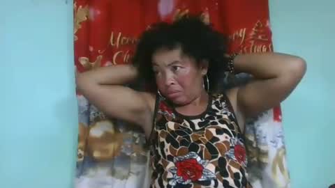 alypierette online show from November 8, 2025, 7:34 pm