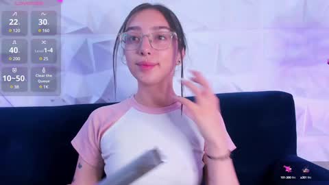 Snapshot of alys_molly chatting on February 1, 2025, 11:10 am sopie online show from February 1, 2025, 11:10 am