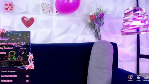 Snapshot of alys_molly chatting on February 15, 2025, 6:12 am sopie online show from February 15, 2025, 6:12 am