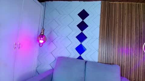 Snapshot of alys_molly chatting on October 4, 2025, 7:01 pm sopie online show from October 4, 2025, 7:01 pm