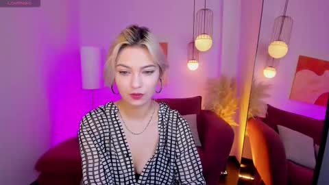 Alysia online show from November 2, 2025, 1:57 pm