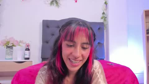 alyssa_joness online show from March 4, 2025, 9:51 am