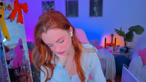 alyssa_smitt online show from February 23, 2025, 7:33 am