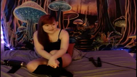alyssaarcane online show from April 17, 2026, 12:02 am