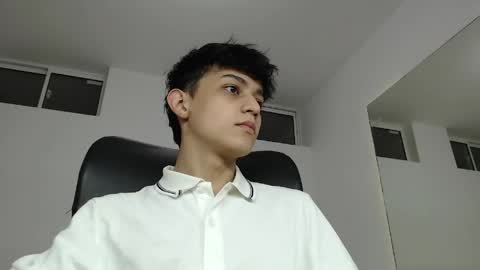 alyxen online show from March 31, 2026, 7:58 pm