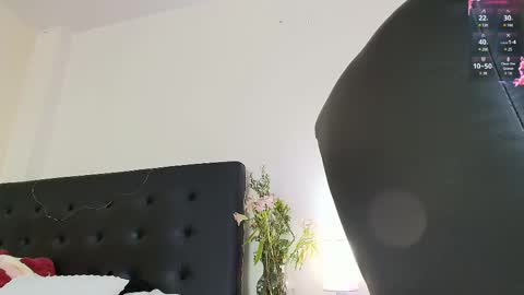 Isabella online show from March 11, 2025, 1:59 am