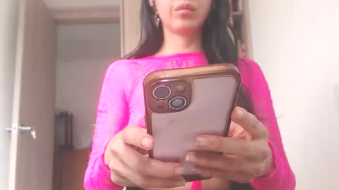 valentia online show from January 15, 2026, 5:49 pm