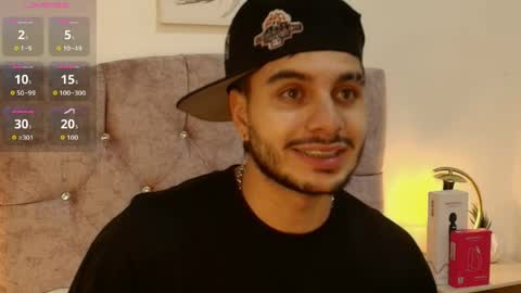 Amadeo Wild online show from April 17, 2026, 4:15 am