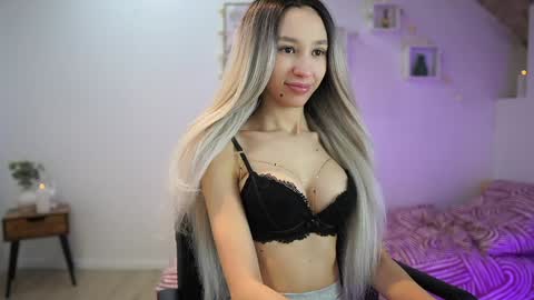 Snapshot of amai__liu chatting on February 5, 2025, 10:33 pm Amai Liu online show from February 5, 2025, 10:33 pm