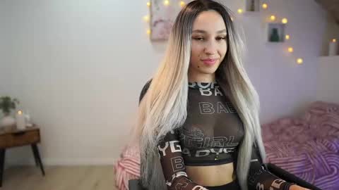 Snapshot of amai__liu chatting on February 28, 2025, 7:14 pm Amai Liu online show from February 28, 2025, 7:14 pm