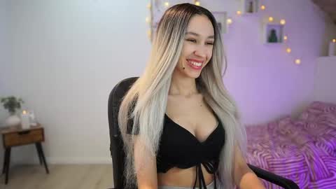 Snapshot of amai__liu chatting on March 4, 2025, 7:11 pm Amai Liu online show from March 4, 2025, 7:11 pm