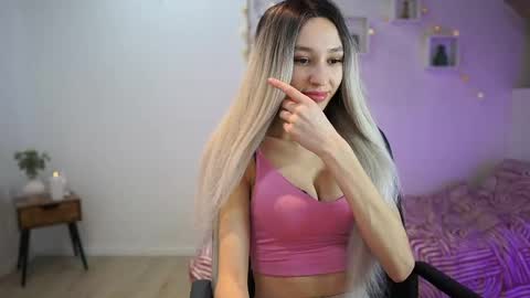 Snapshot of amai__liu chatting on March 11, 2025, 7:03 pm Amai Liu online show from March 11, 2025, 7:03 pm