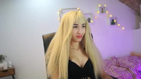 Snapshot of amai__liu chatting on October 19, 2025, 5:57 pm Amai Liu online show from October 19, 2025, 5:57 pm