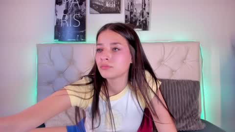 B I A N C A online show from January 1, 2025, 5:43 am