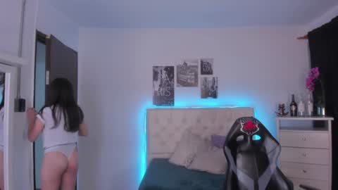 B I A N C A online show from January 28, 2025, 7:22 am