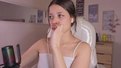 B I A N C A online show from October 21, 2025, 3:18 am