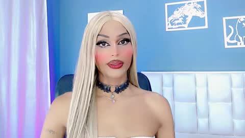 amal_baddel_ online show from December 22, 2024, 5:23 am