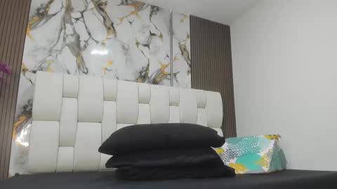 amanda29_ online show from March 21, 2026, 7:06 pm