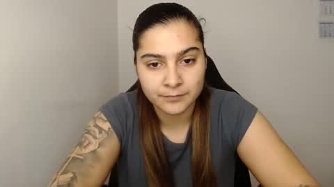 The queen of the biceps  online show from February 14, 2025, 12:19 am