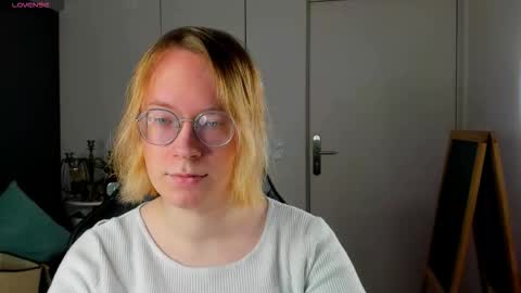 Hi im Amanda online show from November 23, 2025, 9:53 am